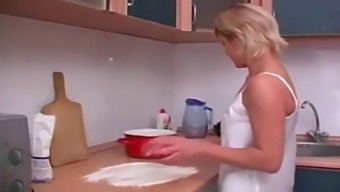 Mature Russian Mom And Non-Family Guy Indulge In Steamy Oral Sex
