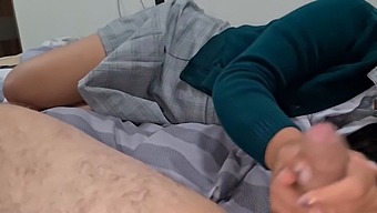 Young Mexican Tech Student'S Amateur Sexual Encounter And Cum Drinking Preferences