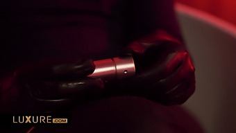 Lana Rhoades Enjoys Double Penetration In A Swinger Group