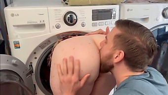 Amateur Steve Rickz Saves The Day By Fucking His Stuck Curvy Stepmom